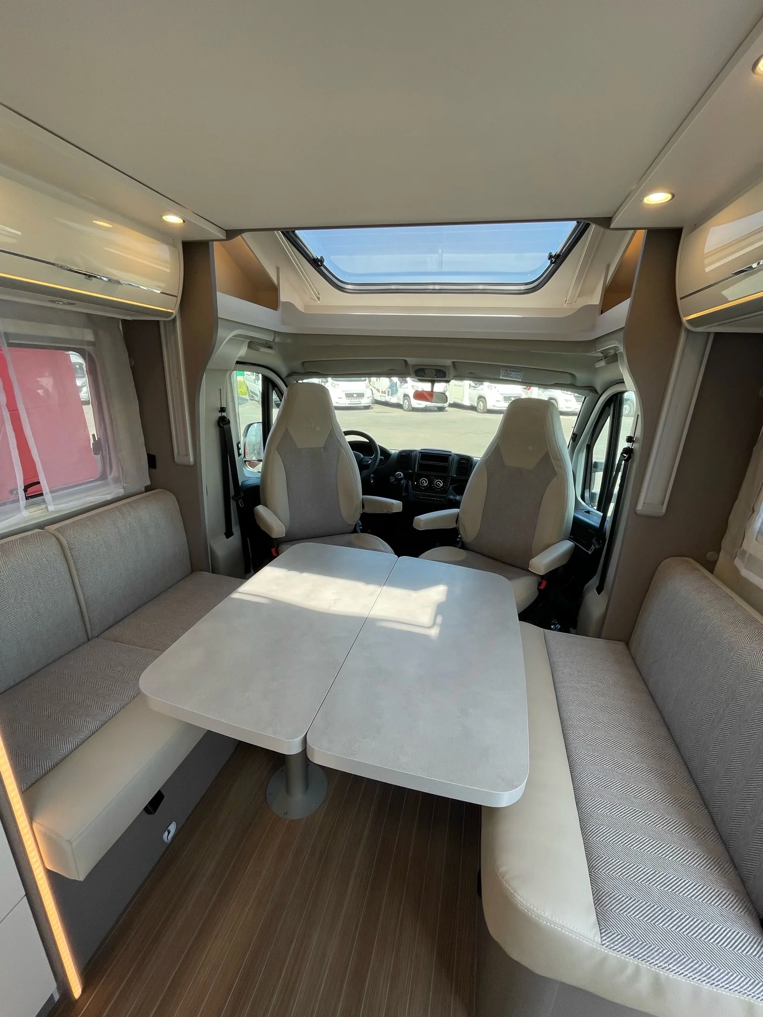 MODELE 2024 ! Etrusco (Hymer) T 7400 QBC – Image 2