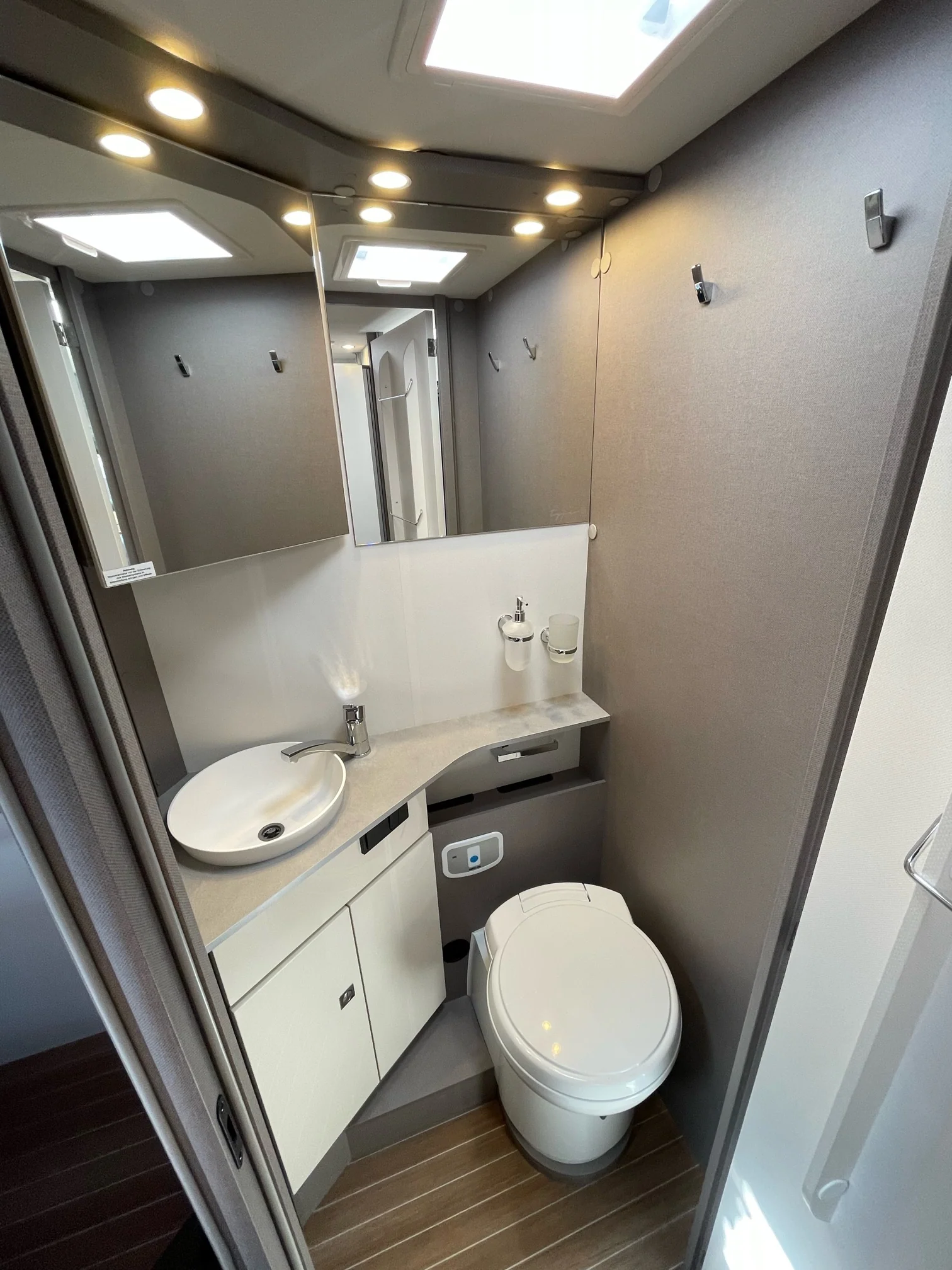 MODELE 2024 ! Etrusco (Hymer) T 7400 QBC – Image 7